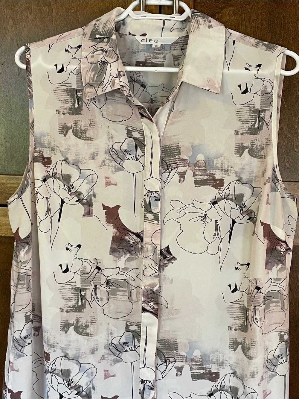 Cleo Sleeveless Floral-Print Button Front Tunic in Blush and Mauve - Picture 2 of 11